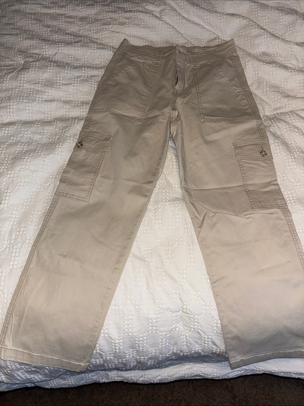 Kensie Neutral-Tone Cropped Cargo Pants